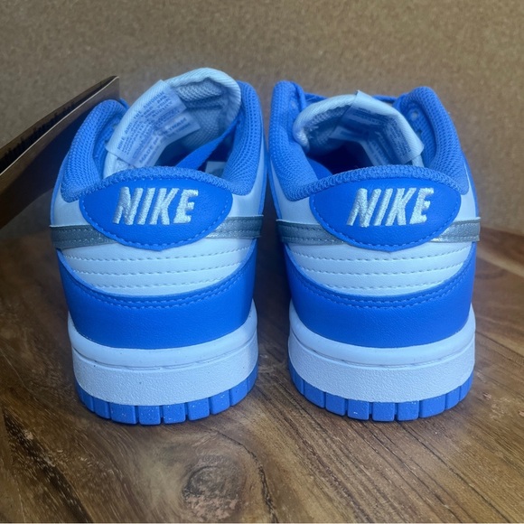 Nike
Dunks
Royal pulse
Brand new - Picture 6 of 10